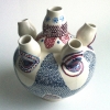 Gebreide tulpenvaas (2012) schildering op keramiek, hoogte 18 cm (particuliere collectie)