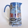Gestreepte dijk (2015) onderglazuur op keramiek, hoogte 19 cm (particuliere collectie)
