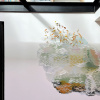 Schoorlse School (detail) (2025), muurschildering en papierstructuren, circa 100 x 300 x 20 cm (in opdracht - particuliere collectie).