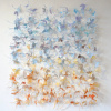 Muurbloemen 2025-I (2025) drukinkt op kunststof en draad, 105 x 85 x 20 cm (particuliere collectie)